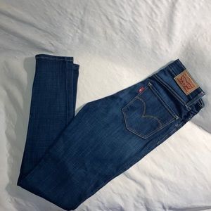 Levi’s 721 High Rise Stretch Skinnies 27